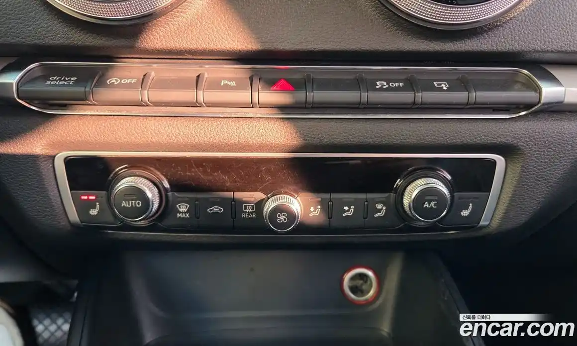 Audi A3 2016 2.0 Автомат в Москве № 497479, фото 13