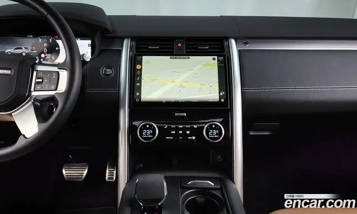 Land Rover Discovery 2024 3.0 Автомат в Москве № 498708, фото 14