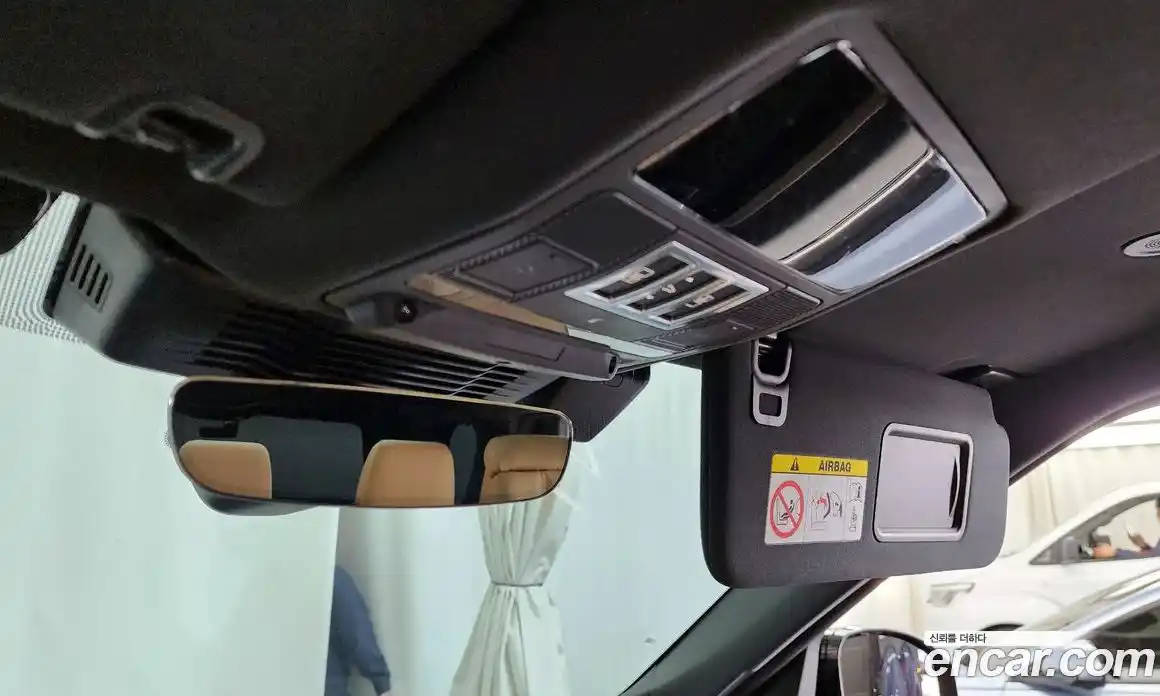 Land Rover Discovery 2024 3.0 Автомат в Москве № 498708, фото 16