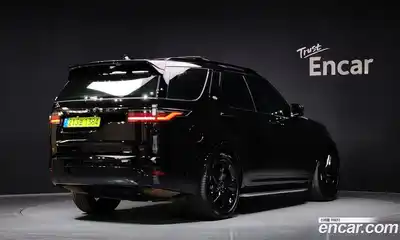 Land Rover Discovery 2024 3.0 Автомат в Москве № 498708, миниатюра 2