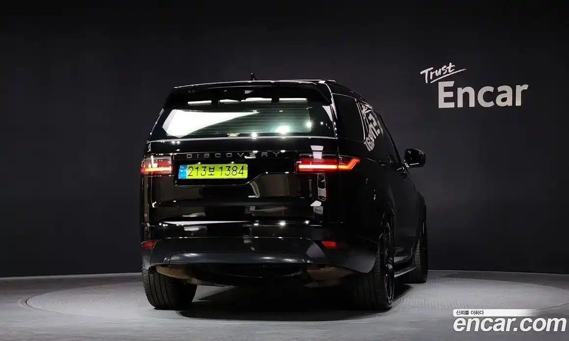 Land Rover Discovery 2024 3.0 Автомат в Москве № 498708, фото 4