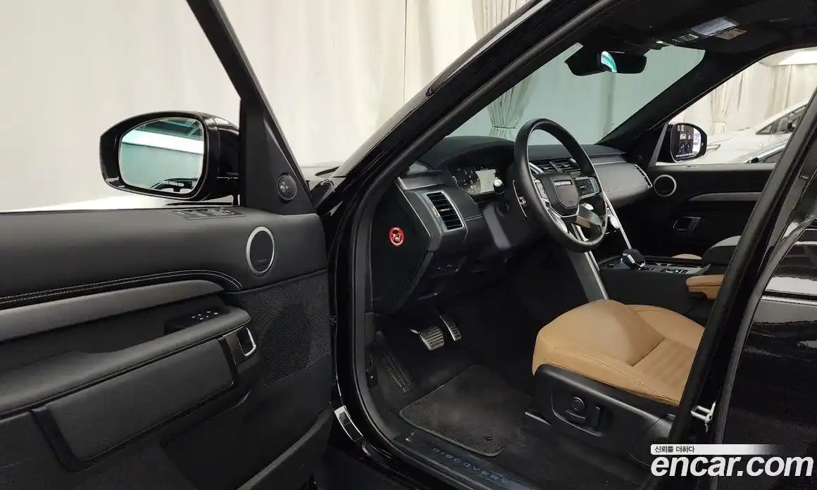 Land Rover Discovery 2024 3.0 Автомат в Москве № 498708, фото 10