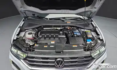 Volkswagen T-Roc 2021 2.0 Автомат в Москве № 499899, миниатюра 6