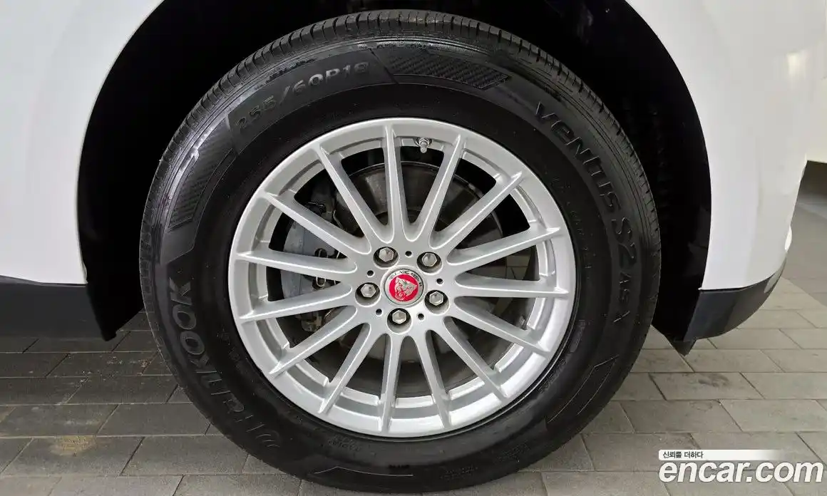 Jaguar F-Pace 2017 2.0 Автомат в Москве № 500269, фото 5