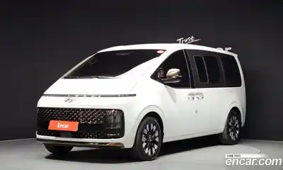 Hyundai Staria, 2025
