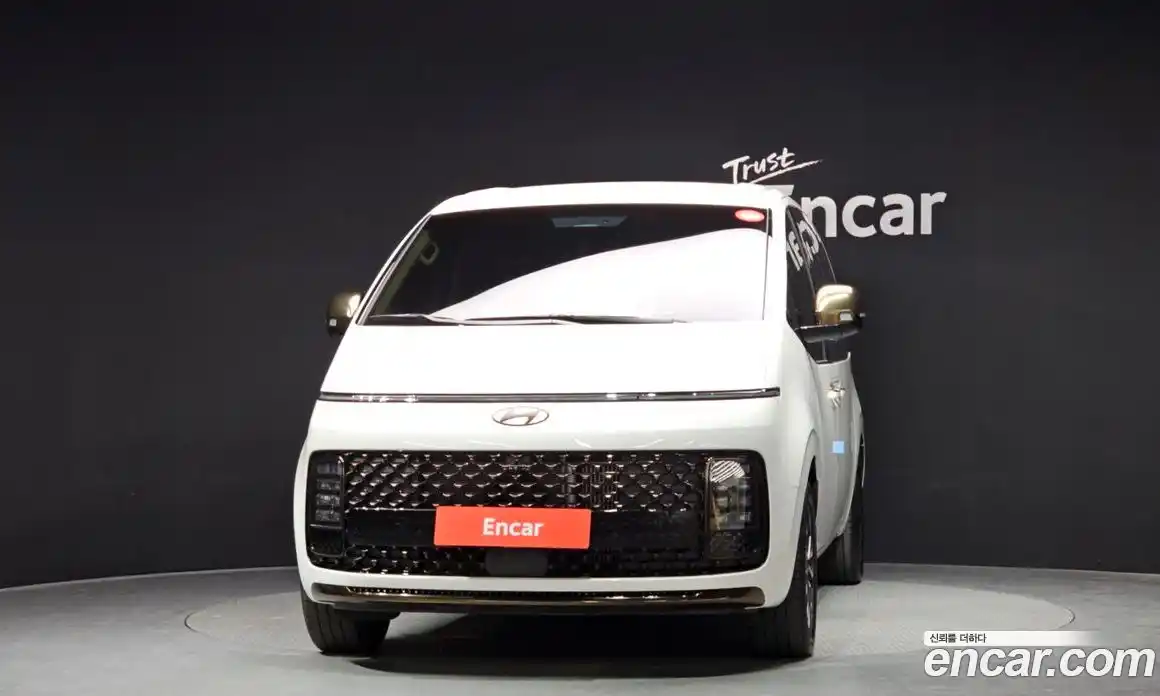 Hyundai Staria 2025 1.6 Автомат в Москве № 517476, фото 3