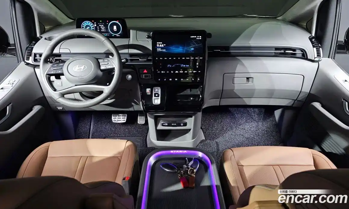 Hyundai Staria 2025 1.6 Автомат в Москве № 517476, фото 7