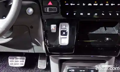 Hyundai Staria 2025 1.6 Автомат в Москве № 517476, миниатюра 9