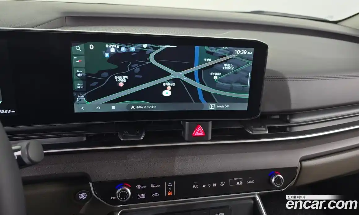 Kia Canival 2026 3.5 Автомат в Москве № 519354, фото 14