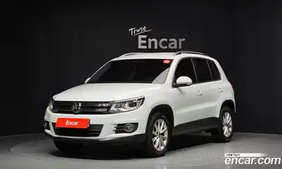 Volkswagen Tiguan, 2015