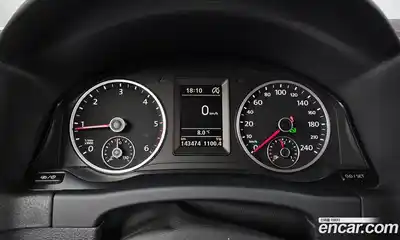 Volkswagen Tiguan 2015 2.0 Автомат в Москве № 520295, миниатюра 8