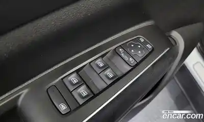 Renault QM6 2024 2.0 Автомат в Москве № 520628, миниатюра 12