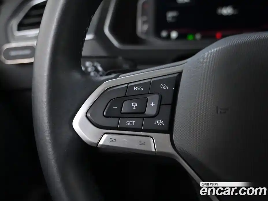 Volkswagen Tiguan 2022 2.0 Автомат в Москве № 521090, фото 18