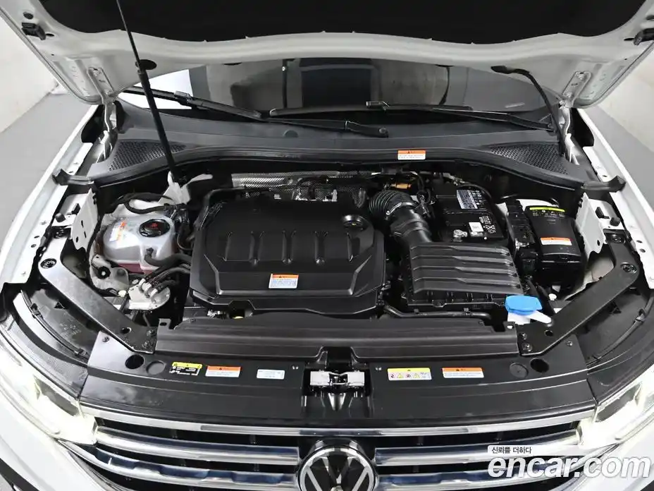 Volkswagen Tiguan 2022 2.0 Автомат в Москве № 521090, фото 6