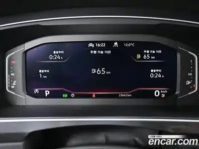 Volkswagen Tiguan 2022 2.0 Автомат в Москве № 521090, миниатюра 8