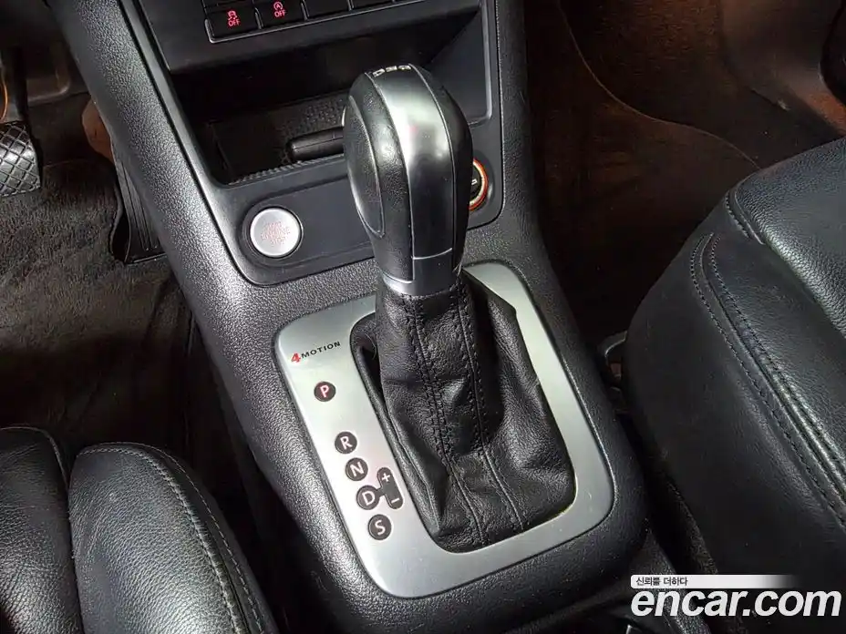 Volkswagen Tiguan 2014 2.0 Автомат в Москве № 521866, фото 15