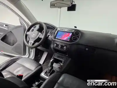 Volkswagen Tiguan 2014 2.0 Автомат в Москве № 521866, миниатюра 6