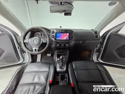 Volkswagen Tiguan 2014 2.0 Автомат в Москве № 521866, миниатюра 7