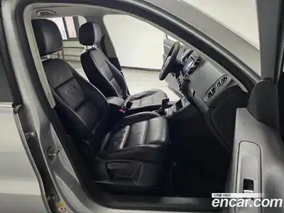 Volkswagen Tiguan 2014 2.0 Автомат в Москве № 521866, миниатюра 10