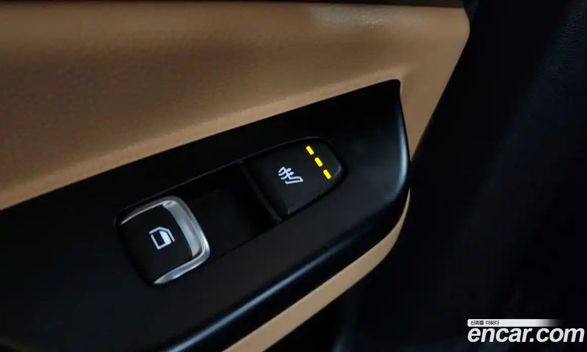 Kia Canival 2023 2.2 Автомат в Москве № 522468, фото 19