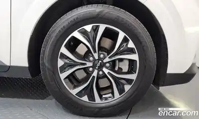 Kia Canival 2023 2.2 Автомат в Москве № 522468, миниатюра 5