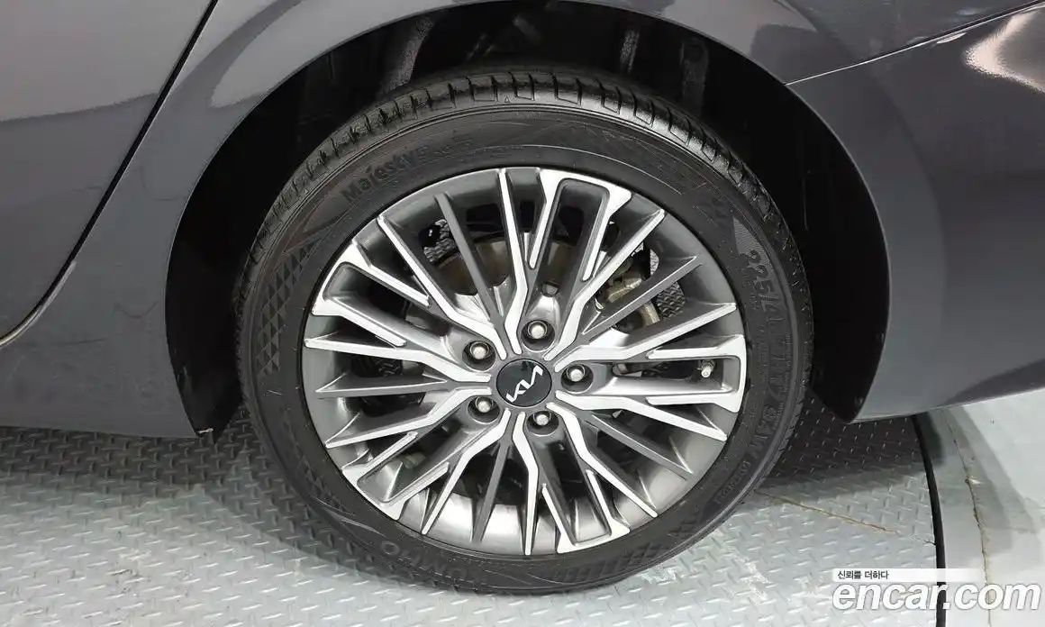 Kia K3 2022 1.6 Автомат в Москве № 522562, фото 5