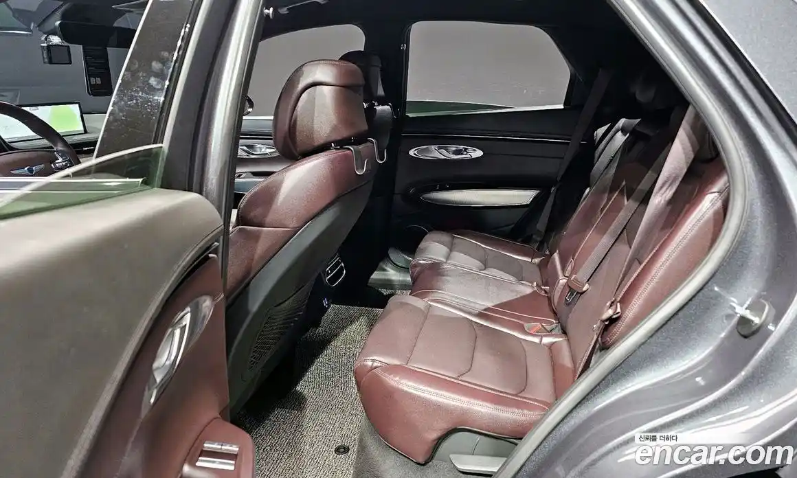 Genesis GV70 2021 2.5 Автомат в Москве № 523531, фото 13