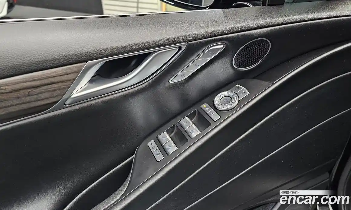 Genesis G80 2025 2.5 Автомат в Москве № 523538, фото 15