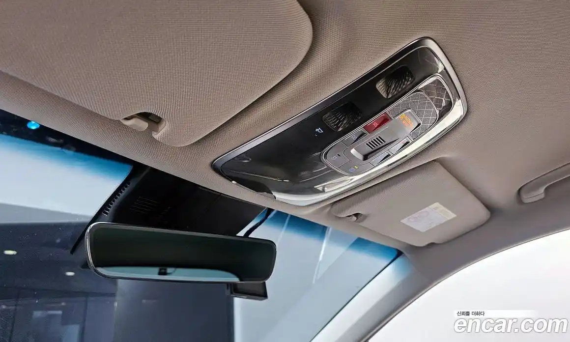 Genesis GV70 2022 2.5 Автомат в Москве № 523659, фото 17