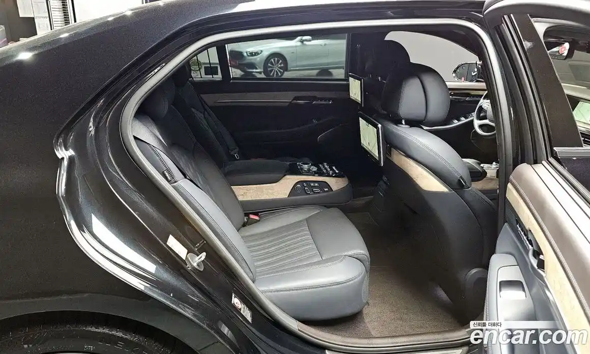 Genesis G90 2019 3.8 Автомат в Москве № 523716, фото 11