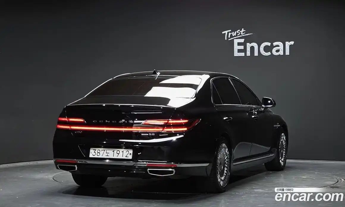 Genesis G90 2019 3.8 Автомат в Москве № 523716, фото 2