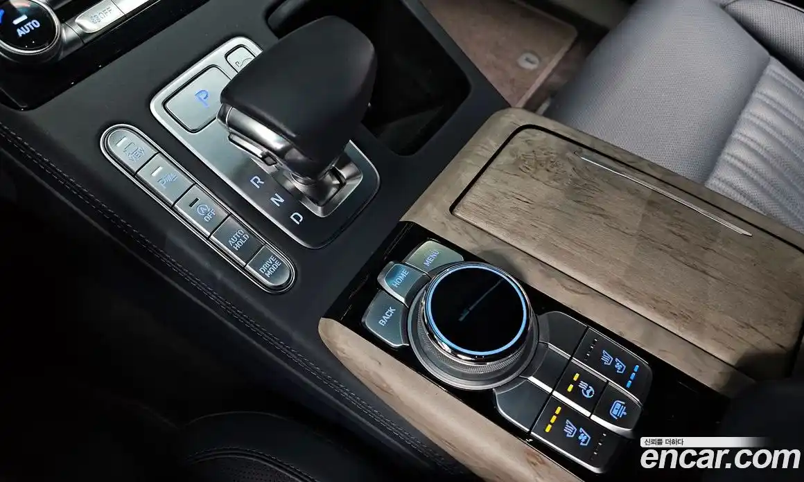 Genesis G90 2019 3.8 Автомат в Москве № 523716, фото 9