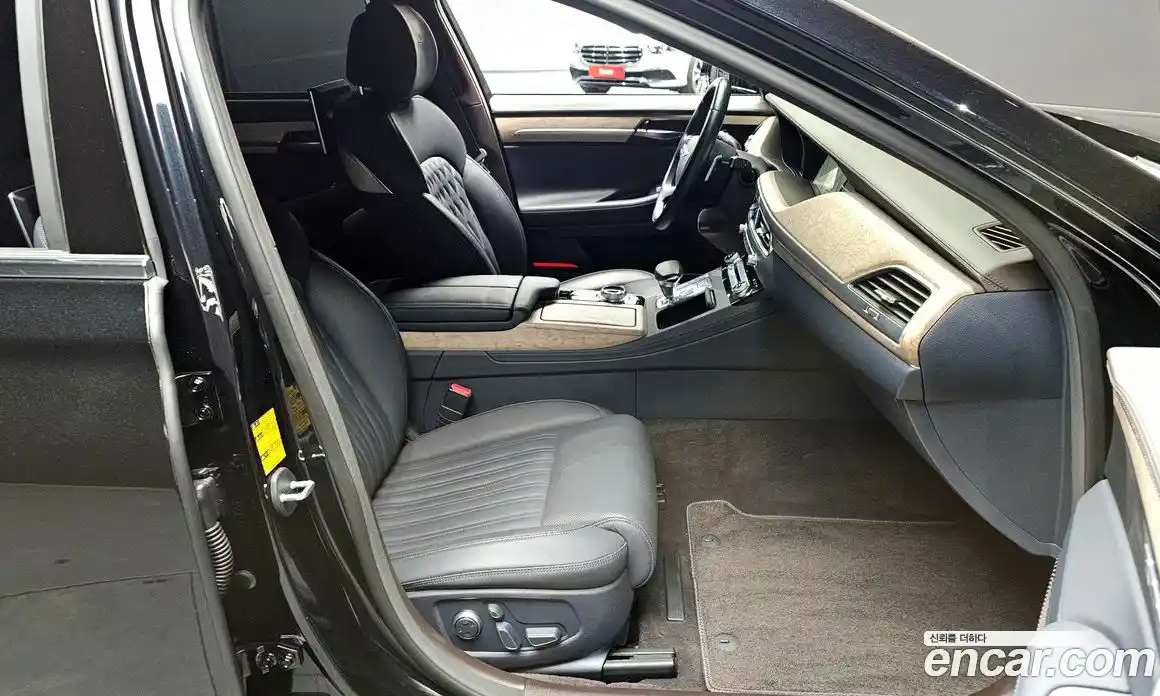 Genesis G90 2019 3.8 Автомат в Москве № 523716, фото 10