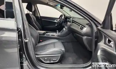Genesis G70 2018 2.0 Автомат в Москве № 523802, миниатюра 11