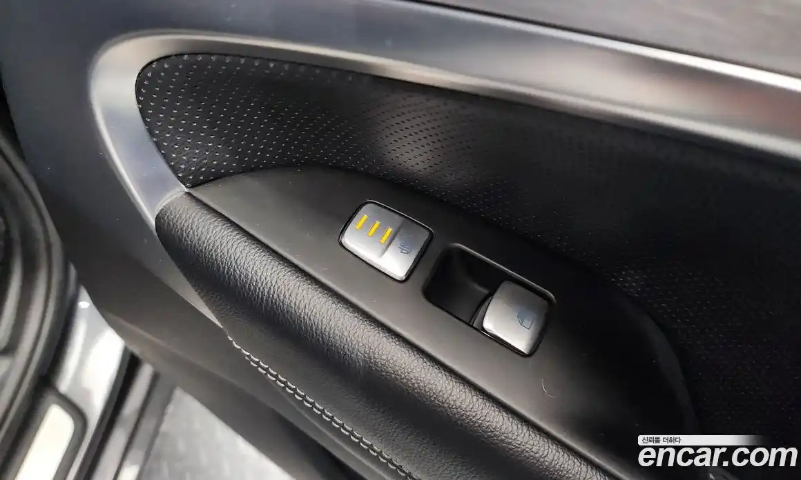 Genesis G70 2018 2.0 Автомат в Москве № 523802, фото 19