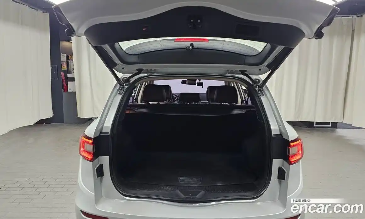 Renault QM6 2017 2.0 Автомат в Москве № 523886, фото 20