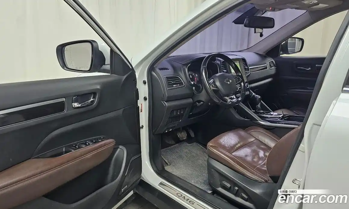 Renault QM6 2017 2.0 Автомат в Москве № 523886, фото 10