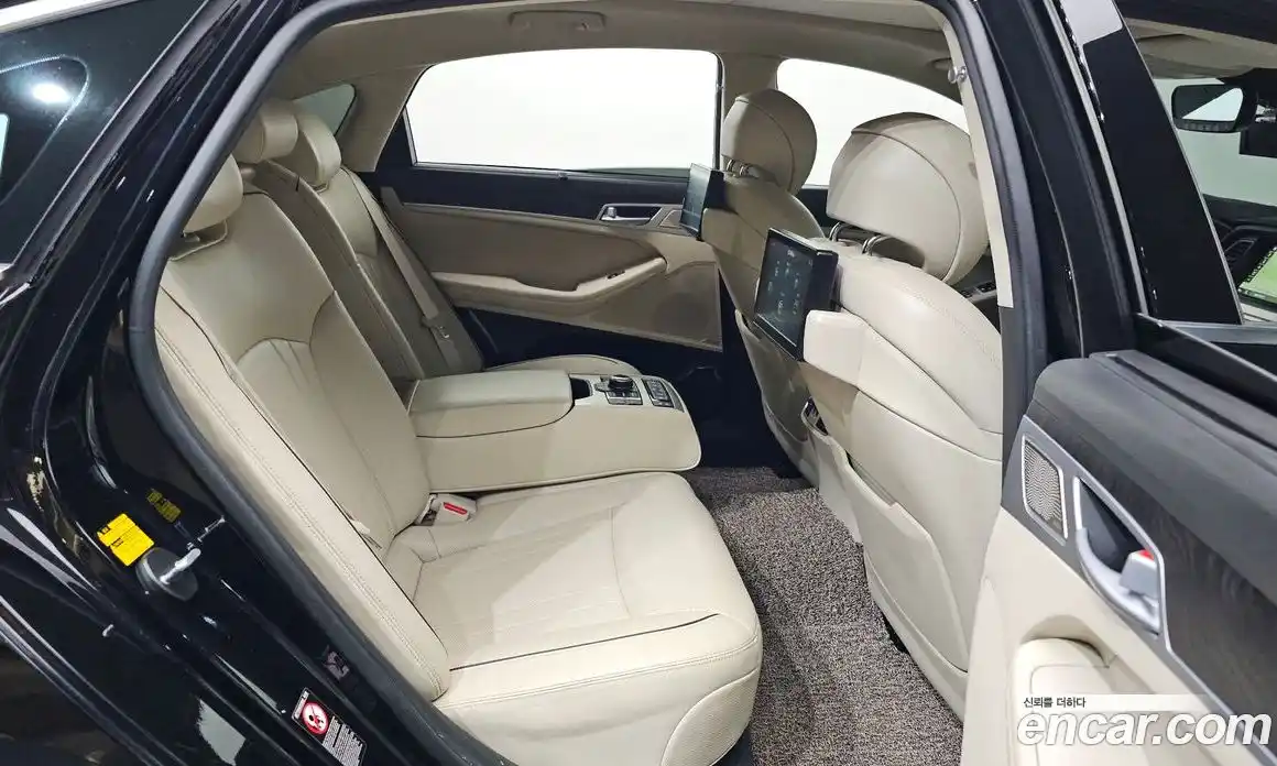 Genesis G80 2017 3.8 Автомат в Москве № 524316, фото 12