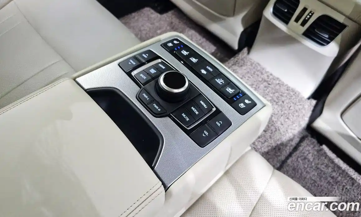 Genesis G80 2017 3.8 Автомат в Москве № 524316, фото 18