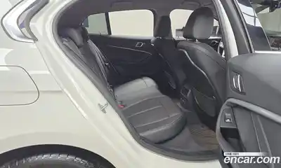 BMW 1-Series 2022 2.0 Автомат в Москве № 525536, миниатюра 12