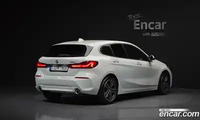 BMW 1-Series 2022 2.0 Автомат в Москве № 525536, миниатюра 2