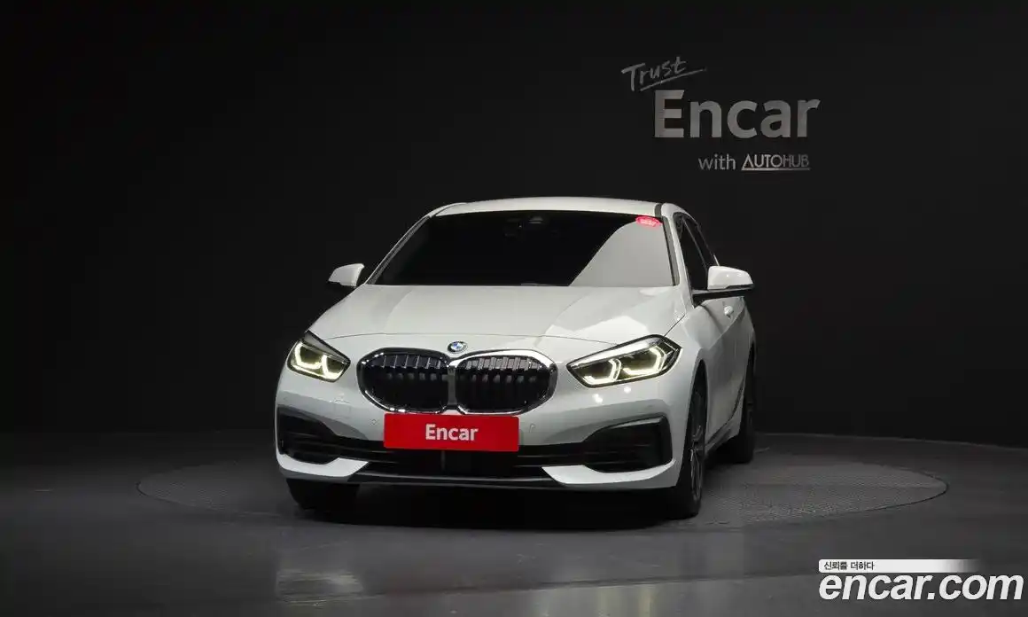 BMW 1-Series 2022 2.0 Автомат в Москве № 525536, фото 3