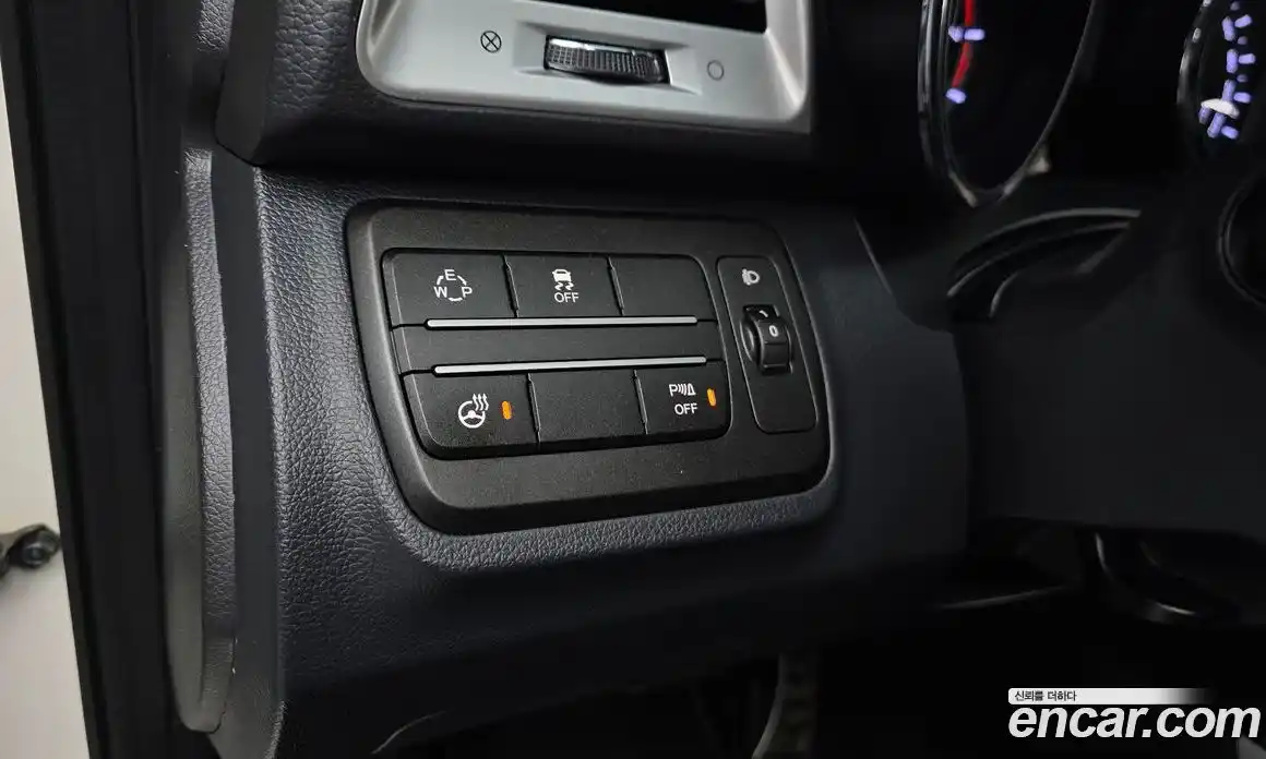 SsangYong TIBOLI 2016 1.6 Автомат в Москве № 526155, фото 13