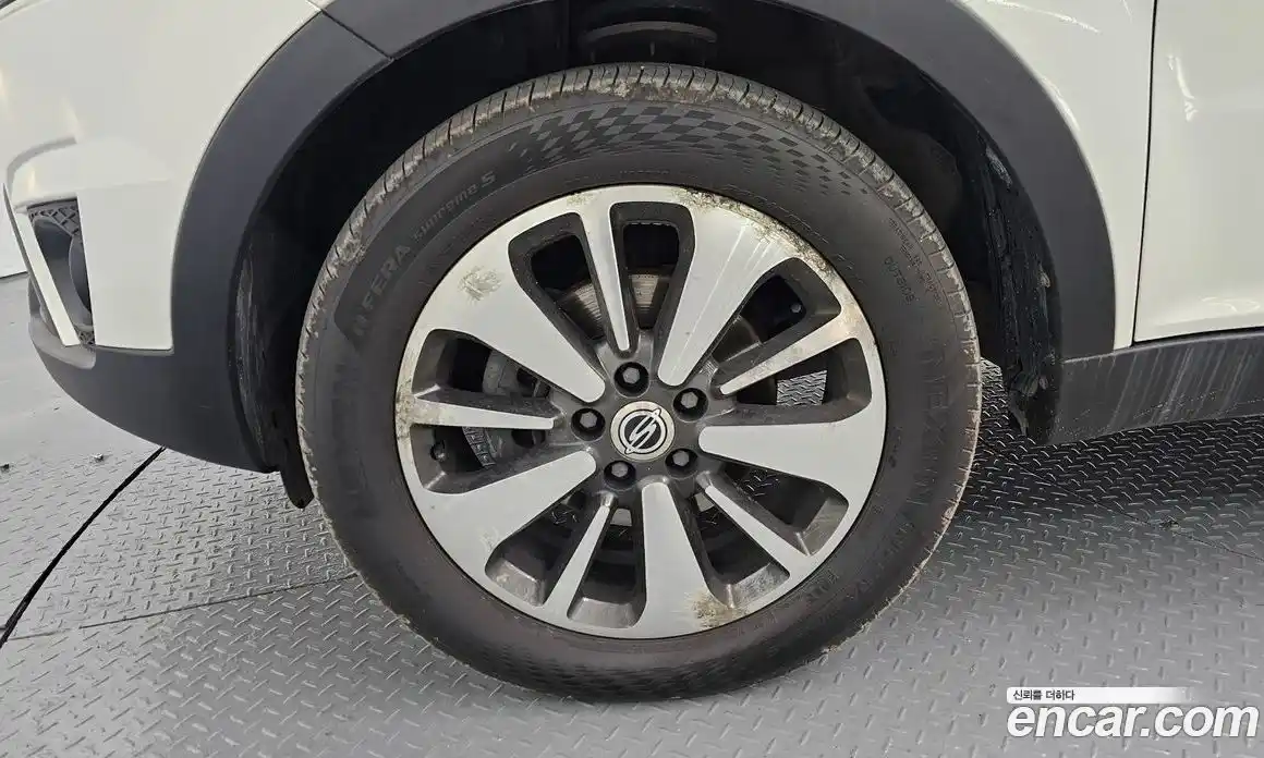 SsangYong Korando 2015 2.0 Автомат в Москве № 526828, фото 5