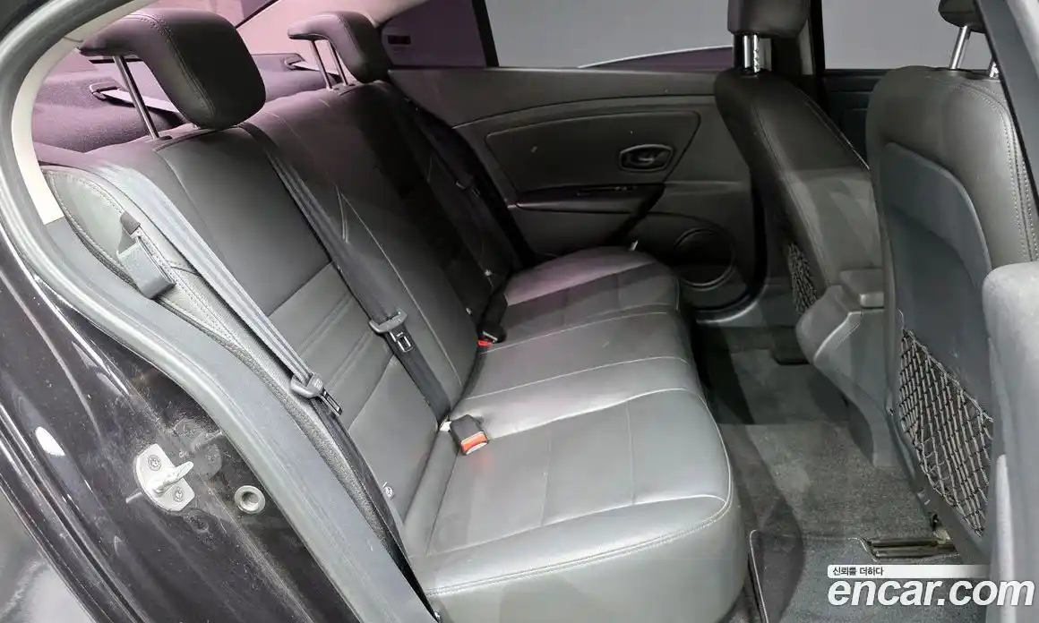 Renault SM3 2018 1.6 Автомат в Москве № 526, фото 12