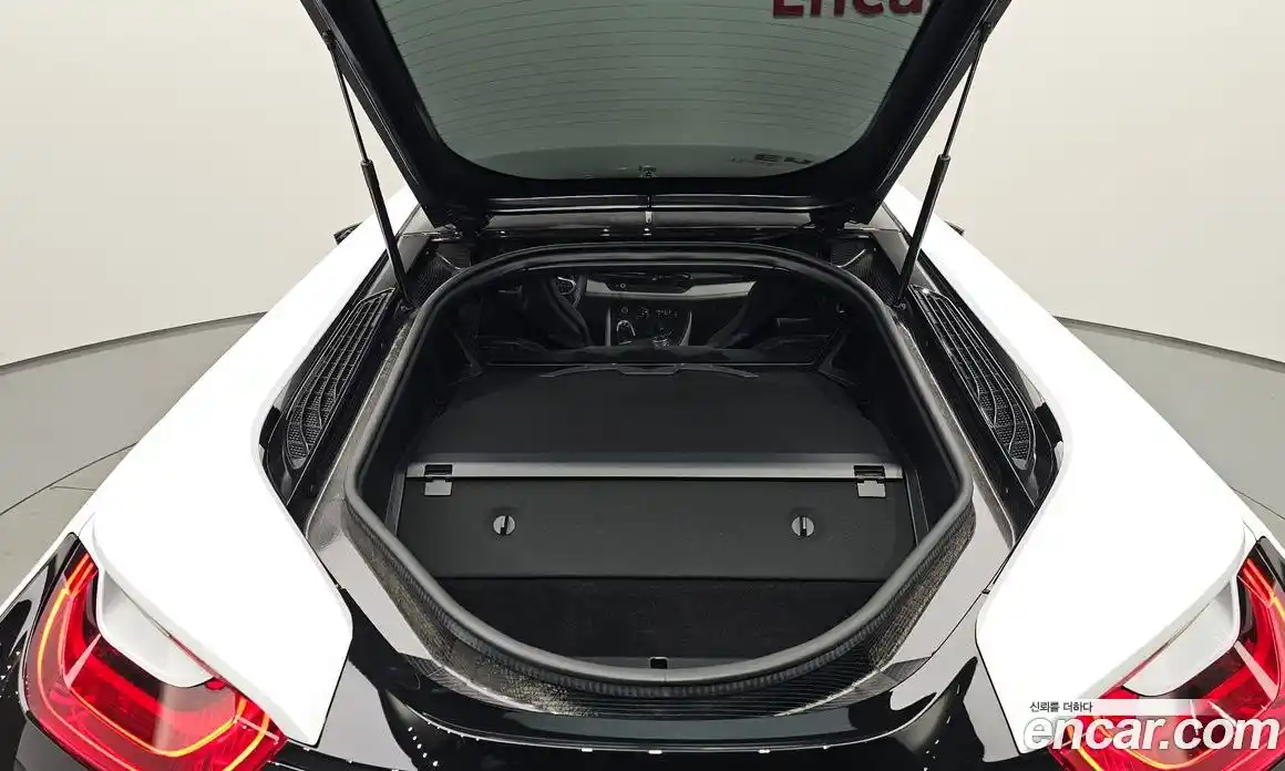 BMW i8 2016 1.5 Автомат в Москве № 527274, фото 19