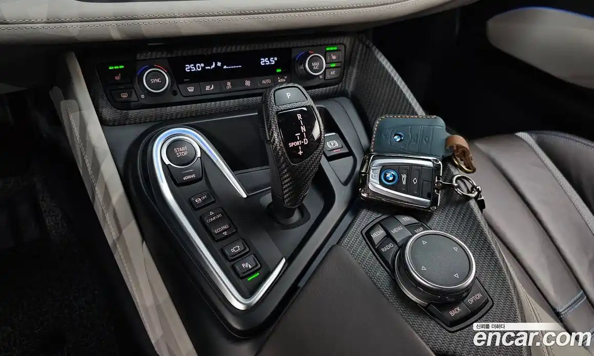 BMW i8 2016 1.5 Автомат в Москве № 527274, фото 8