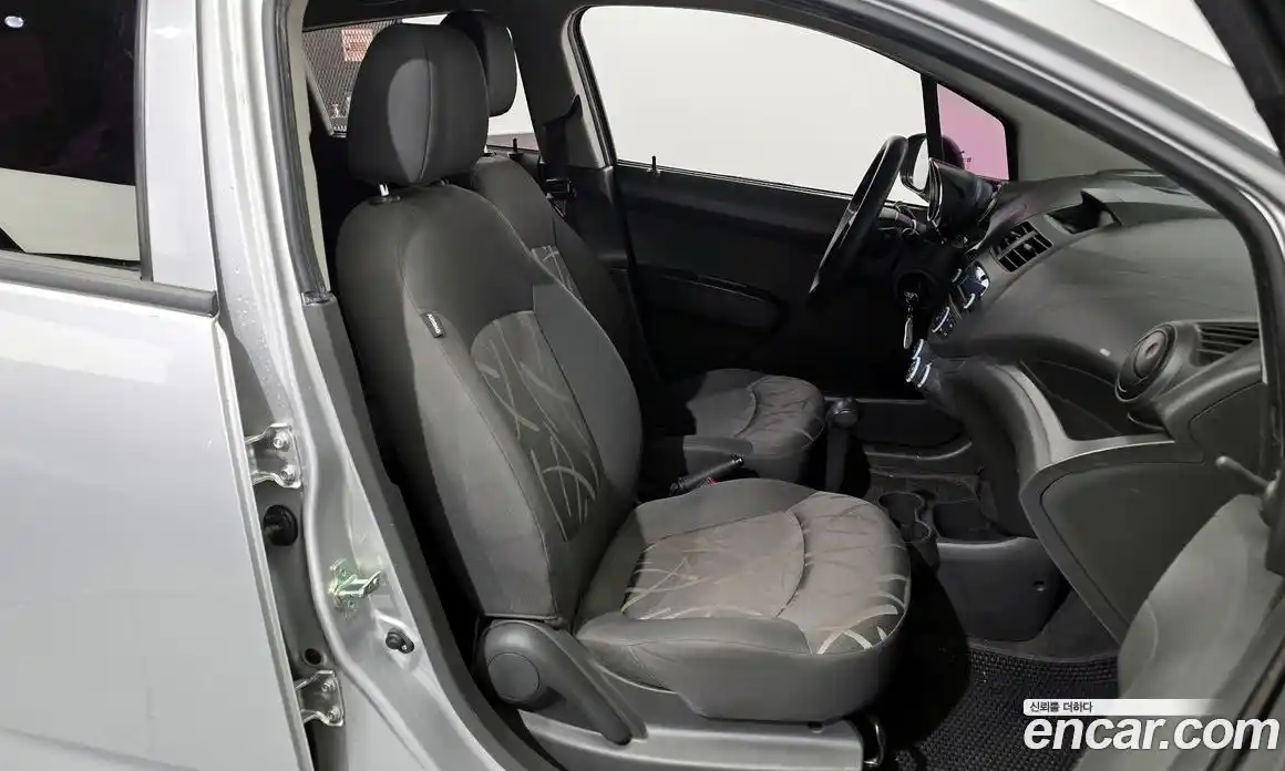 Chevrolet Spark 2014 1.0 Автомат в Москве № 527866, фото 12