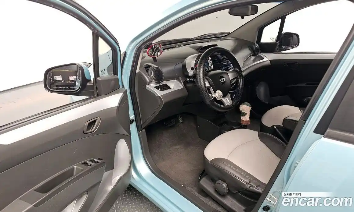 Chevrolet Matiz 2010 1.0 Автомат в Москве № 527990, фото 11