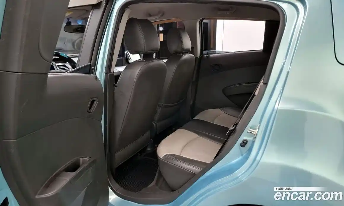 Chevrolet Matiz 2010 1.0 Автомат в Москве № 528143, фото 13